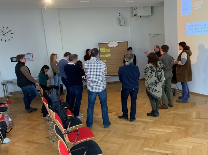 Teilnehmende im Workshop